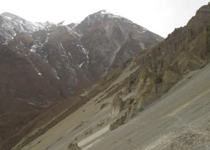 Near Tilicho Base Camp