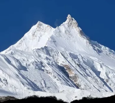 manaslu circuit trek